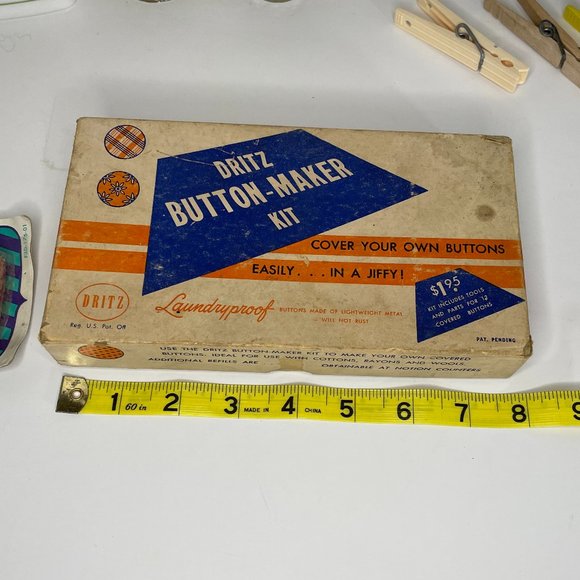 Vintage Dritz Button-Maker Kit and Majesty Tailor's Chalk - Picture 9 of 11